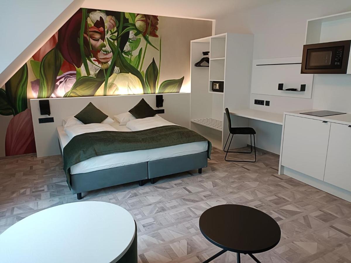 Art-inn Hotel