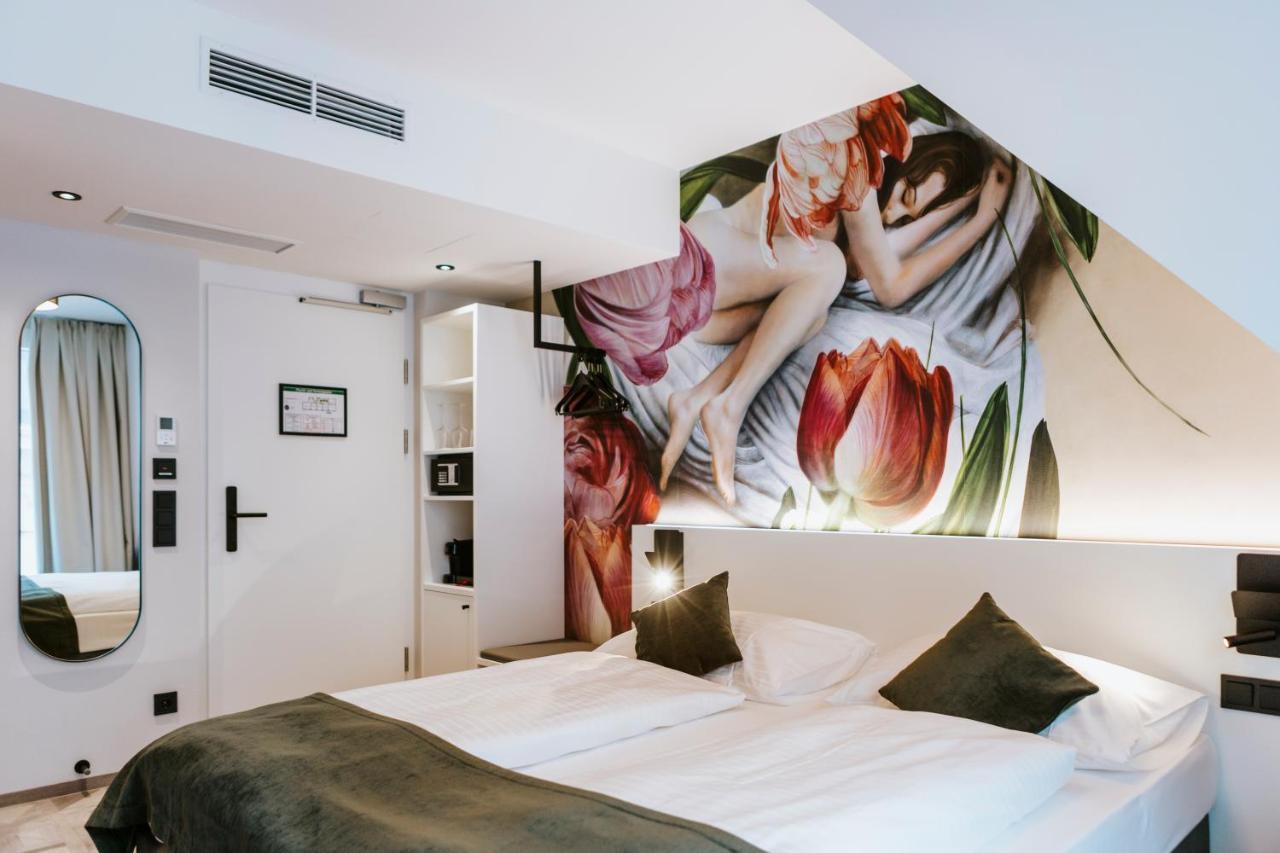 Art-inn Hotel *